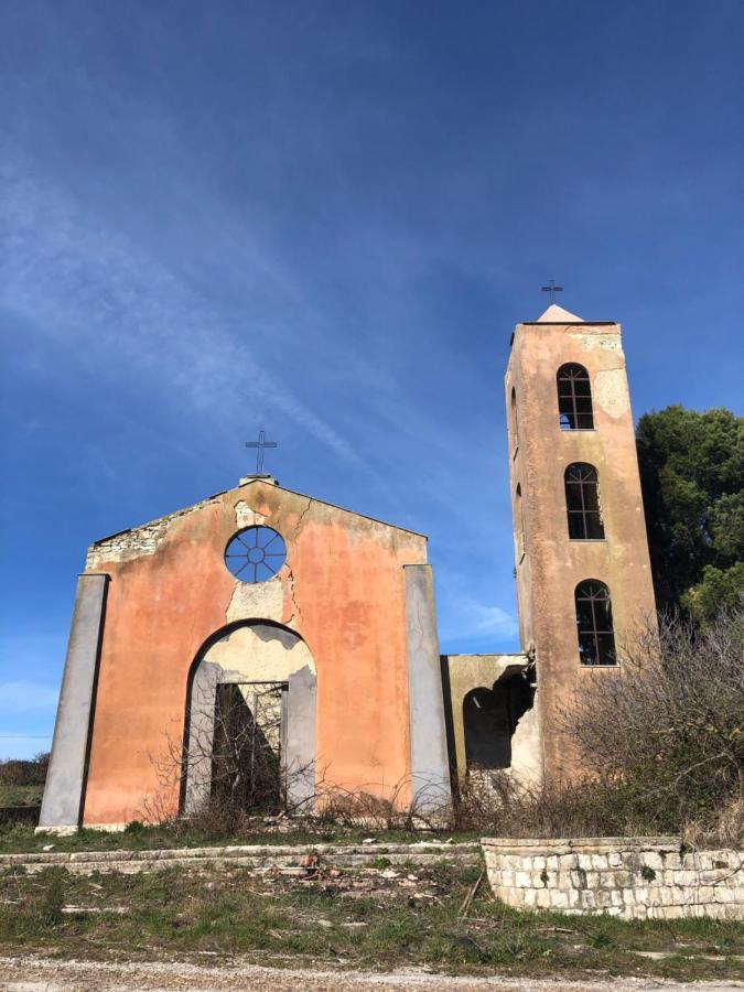 Casa Paradiso Castronuovo di Sicilia エクステリア 写真