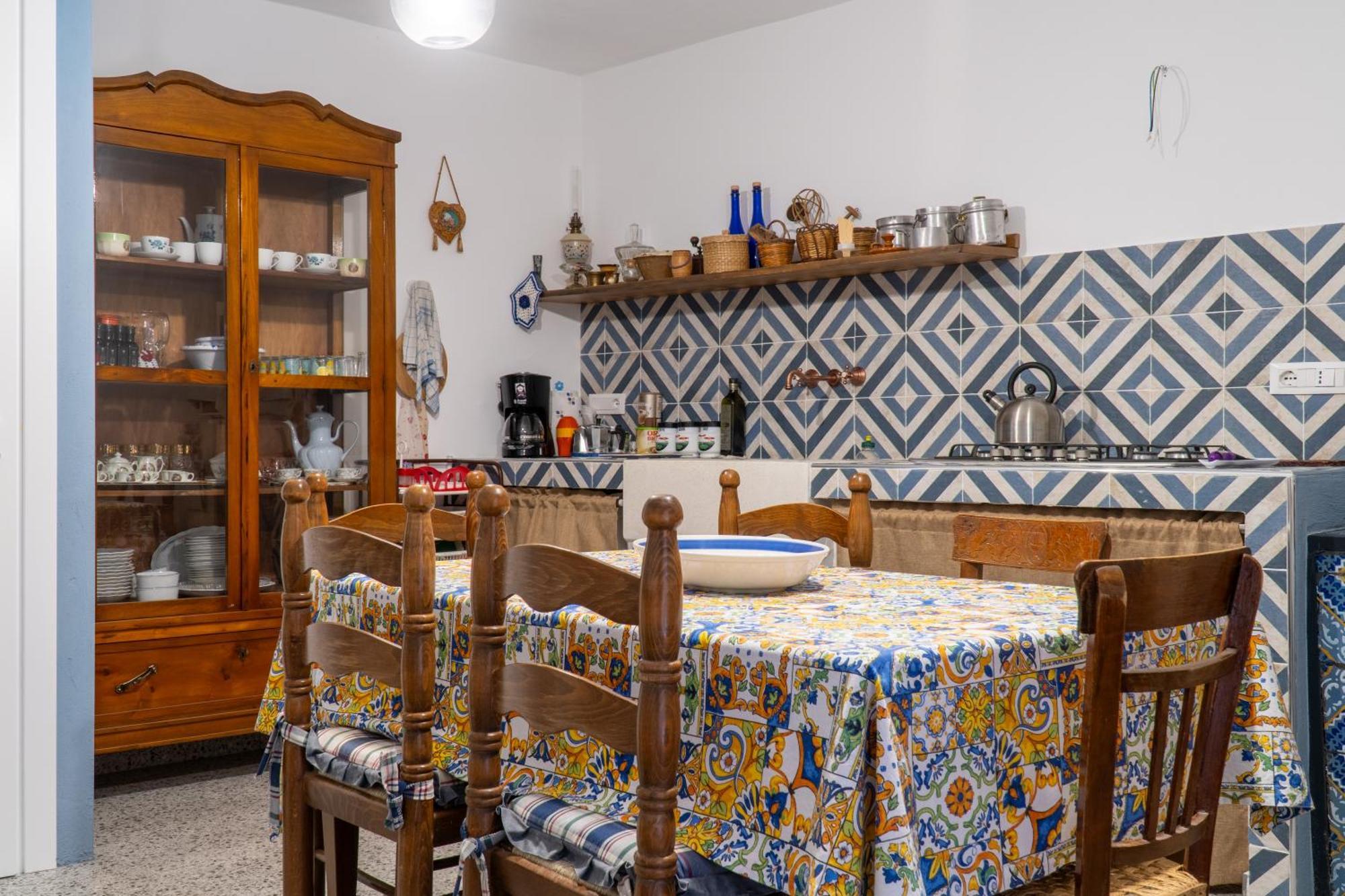 Casa Paradiso Castronuovo di Sicilia エクステリア 写真