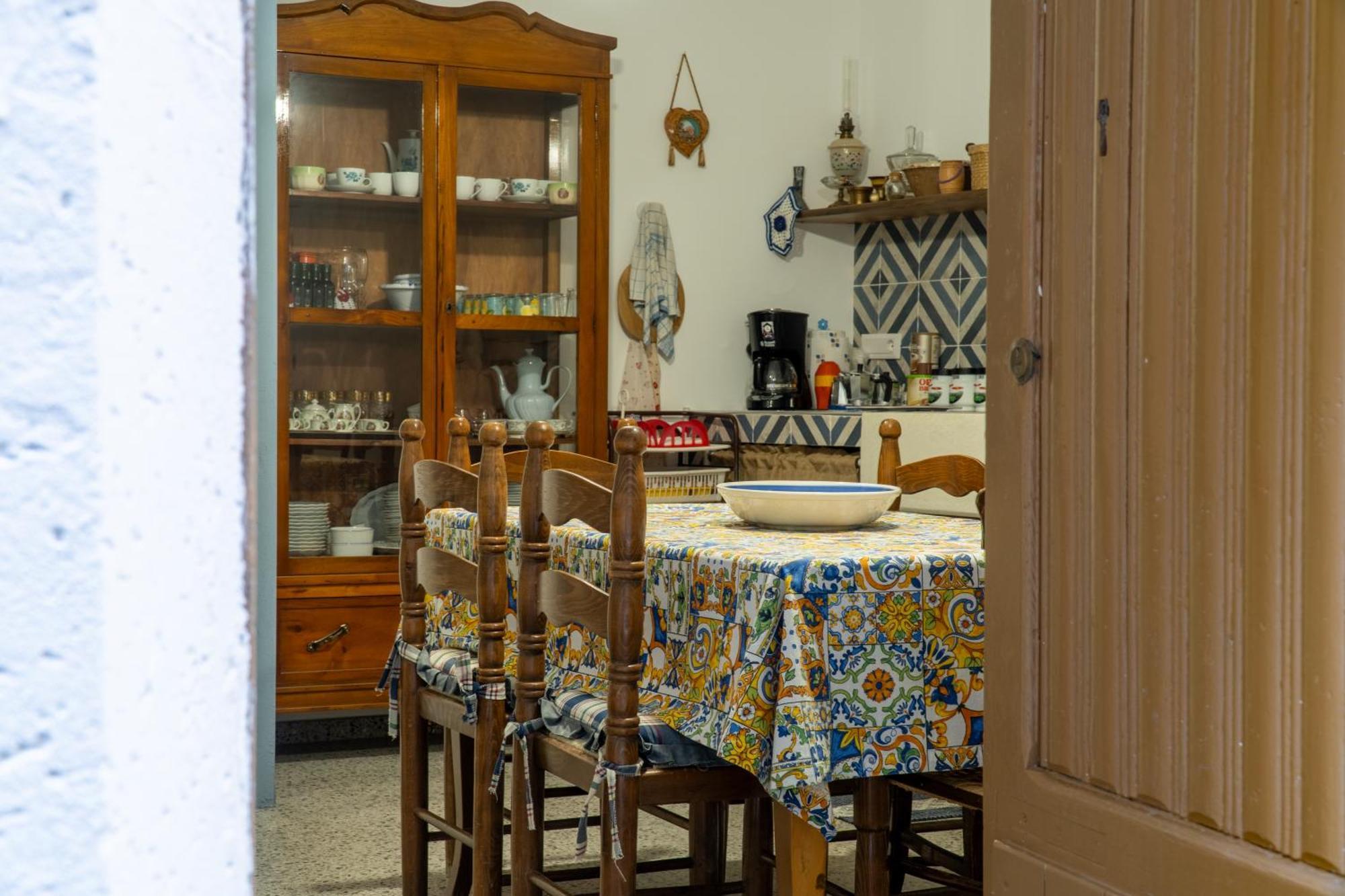 Casa Paradiso Castronuovo di Sicilia エクステリア 写真